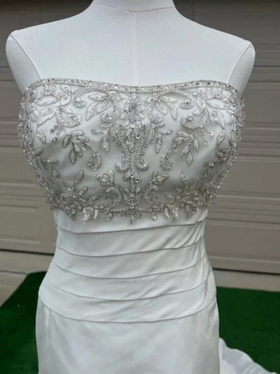 NWT Exclusive Bridal Ivory Taffeta Strapless Gown – Size 8 - Picture 3 of 16